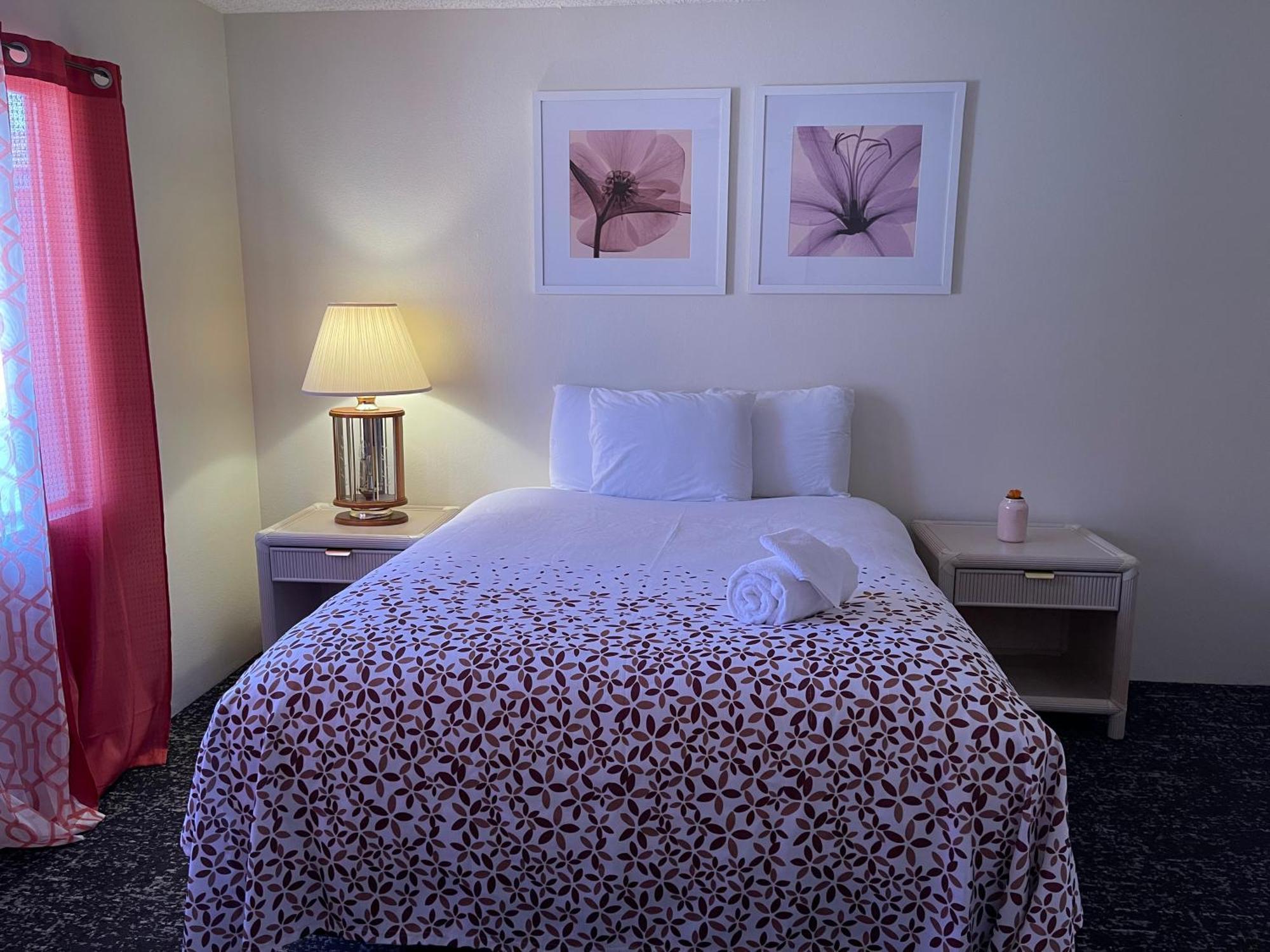 มิราเคิล สปริง รีสอร์ต แอนด์ สปา Hotel เดเซิร์ทฮอตสปริงส์ ภายนอก รูปภาพ